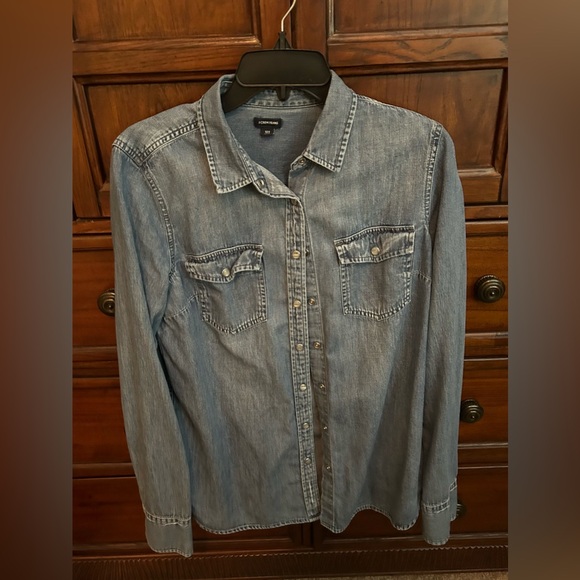 *Like New* J.Crew Woman’s Classic “Western Pearl Snap” Indigo Blue Denim Shirt - Picture 5 of 16